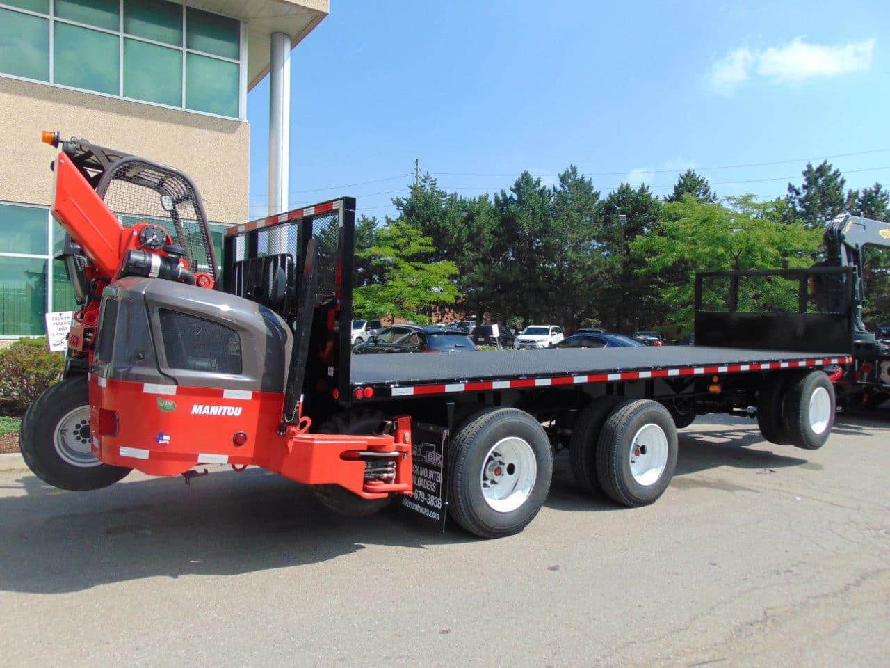 NEW – 42′ T/A TRAILER WITH NEW PM 100024 (100 TON/M) HEAVY LIFT KNUCKLE BOOM REAR-MOUNTED (IDEAL PRECAST UNLOADER)