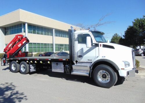 NEW PM 26523 KNUCKLE BOOM ON KENWORTH T880