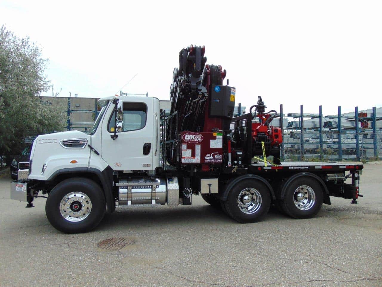 NEW BIK TREE-CARE SERIES TC-98/104 ON NEW FREIGHTLINER - Image 2