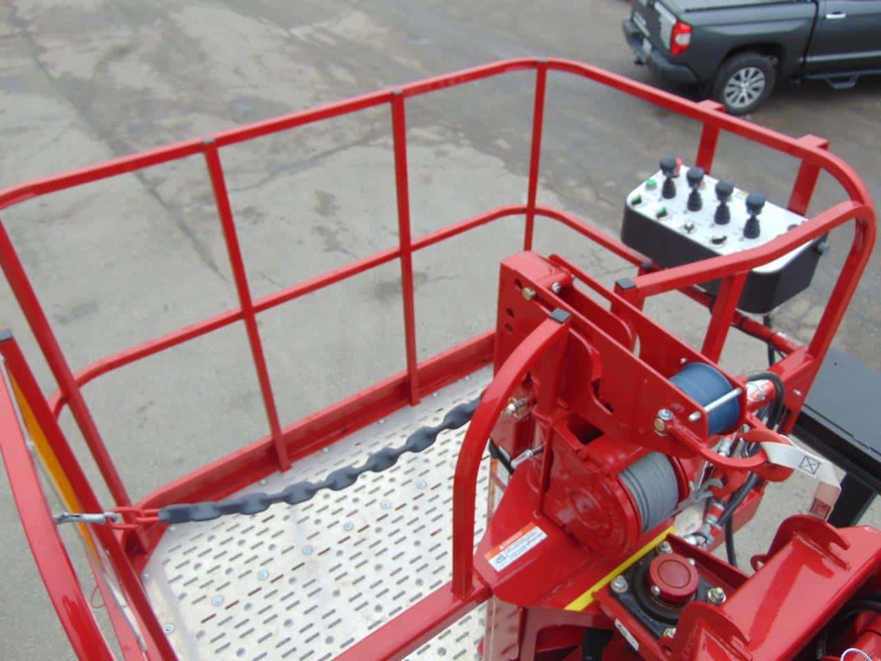 NEW ELLIOTT HiREACH G85 ON NEW FREIGHTLINER M2-106 S/A – 37K GVWR - Image 6