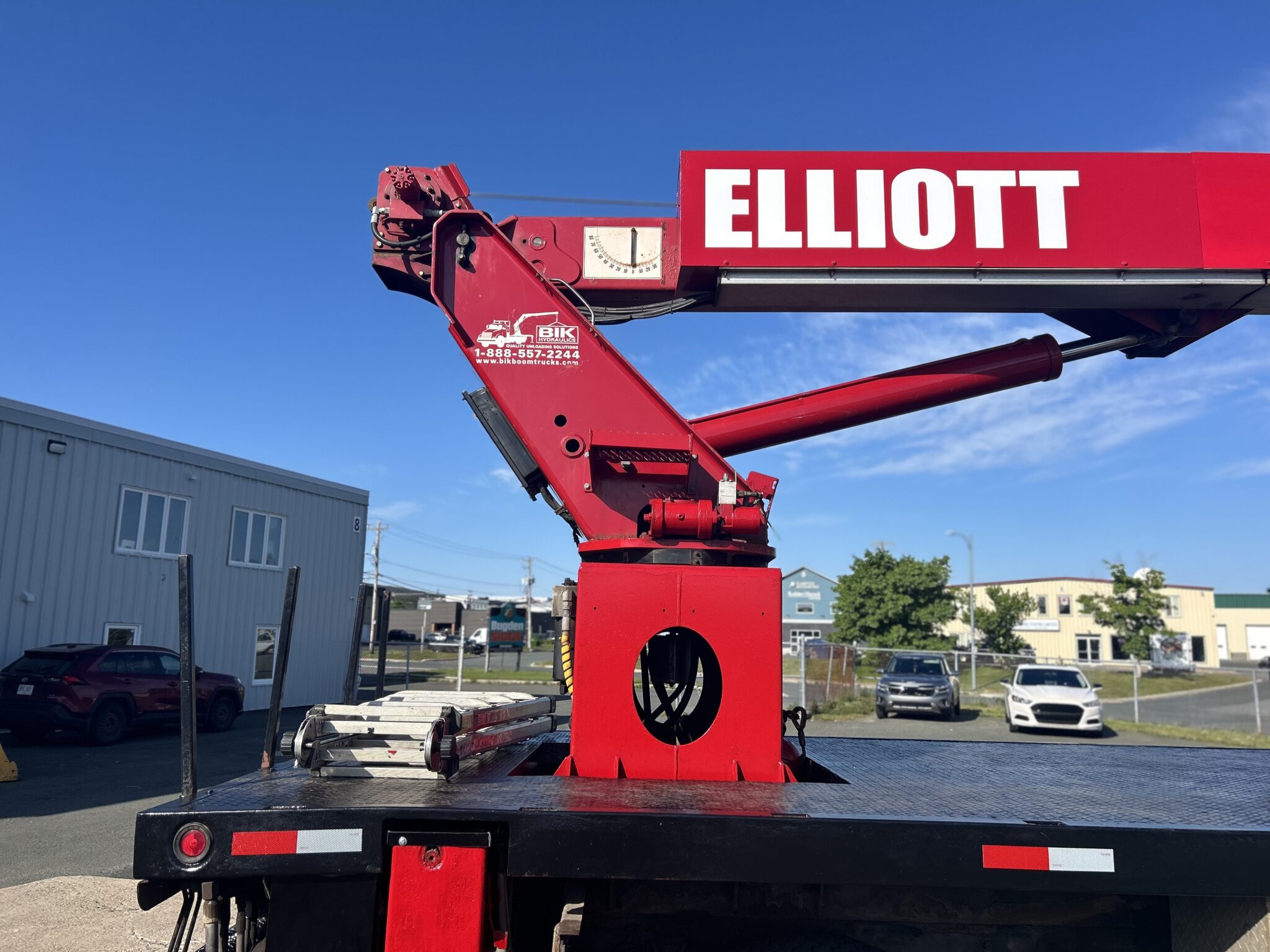 Used Elliott L60 On Used 2013 Freightliner M2-106 - Image 6