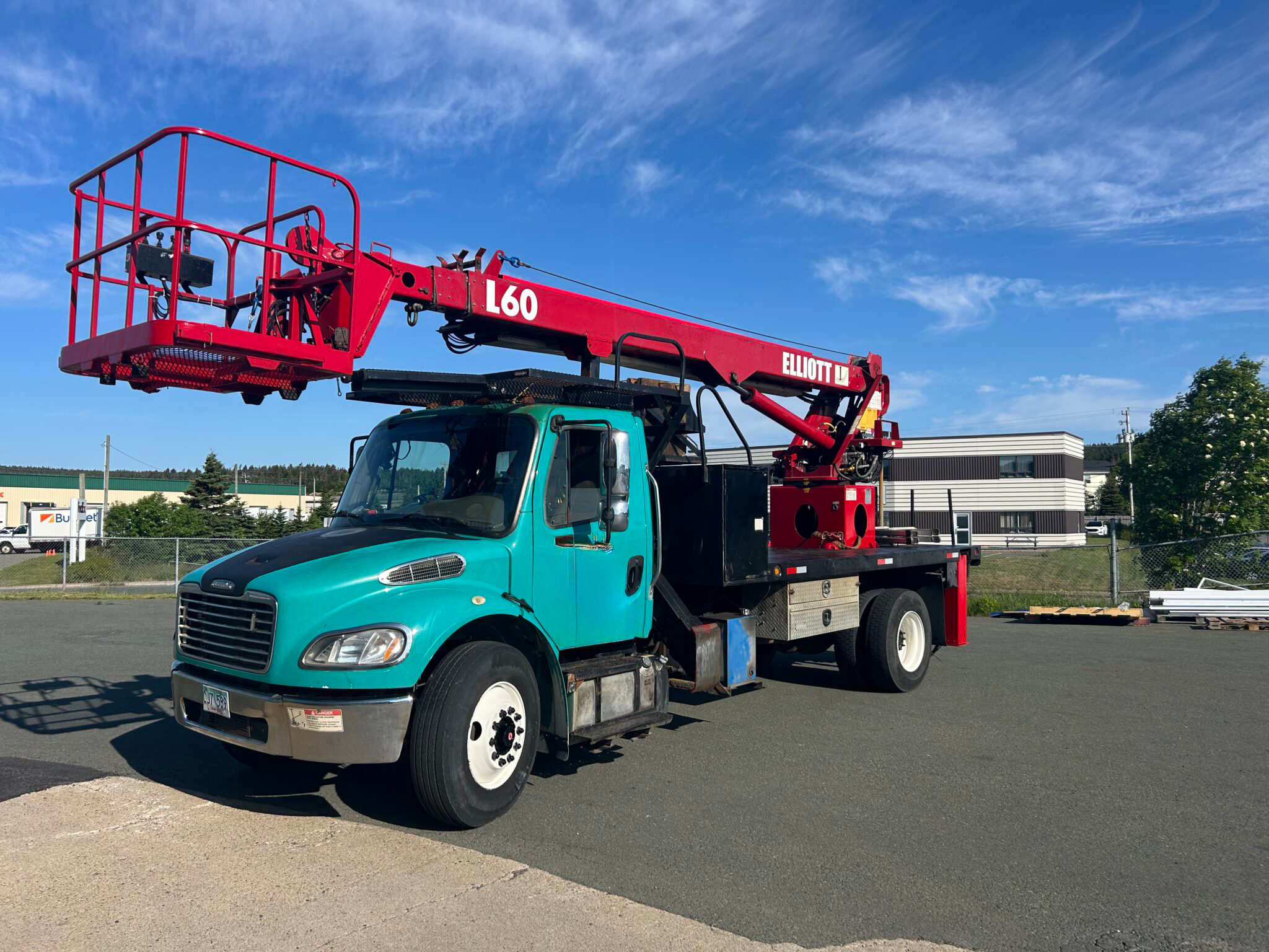 Used Elliott L60 On Used 2013 Freightliner M2-106 - Image 18