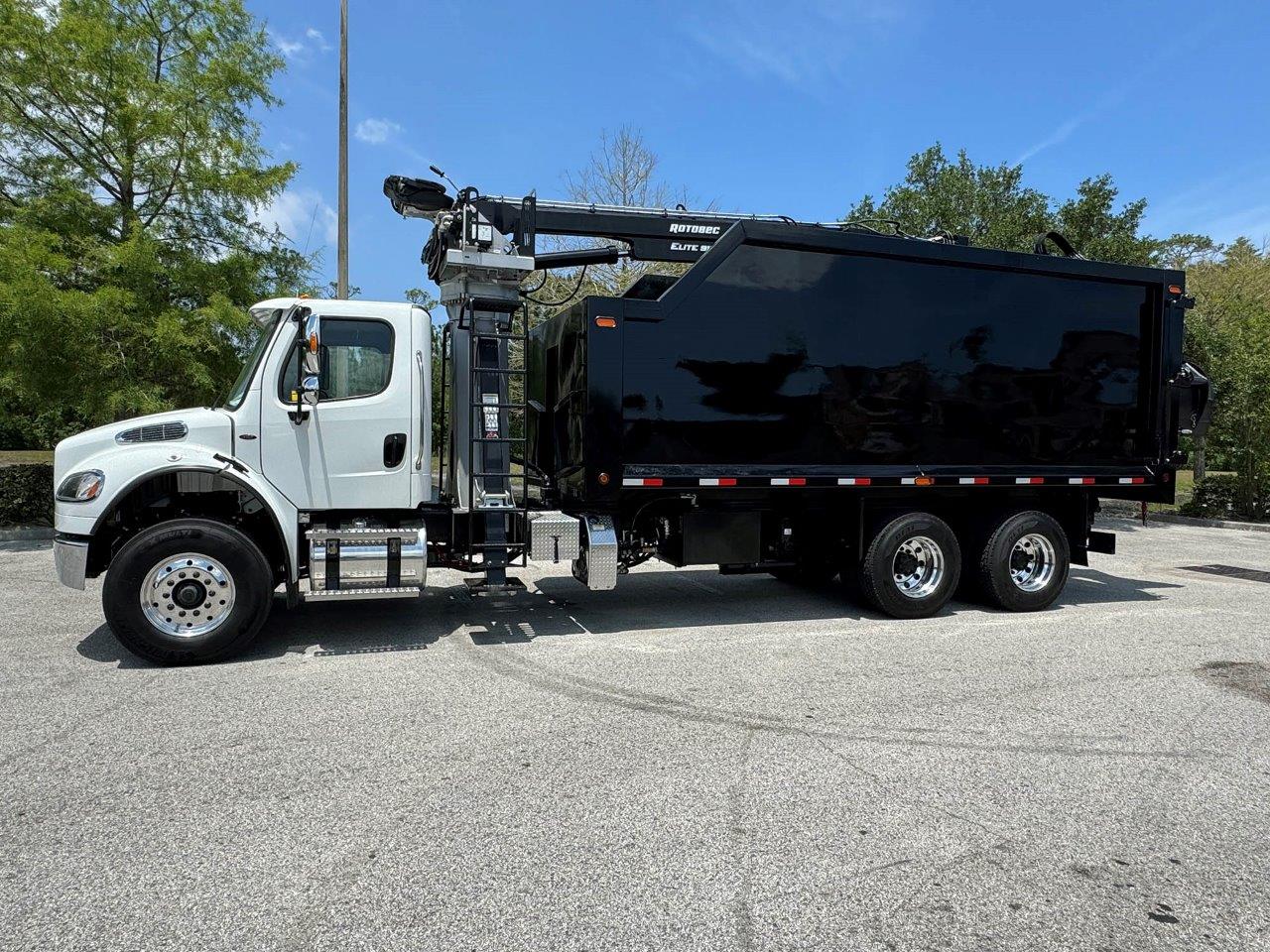 NEW BIK DEBRIS CRANE SERIES DC-910E ON NEW FREIGHTLINER M2-106 3-AXLE