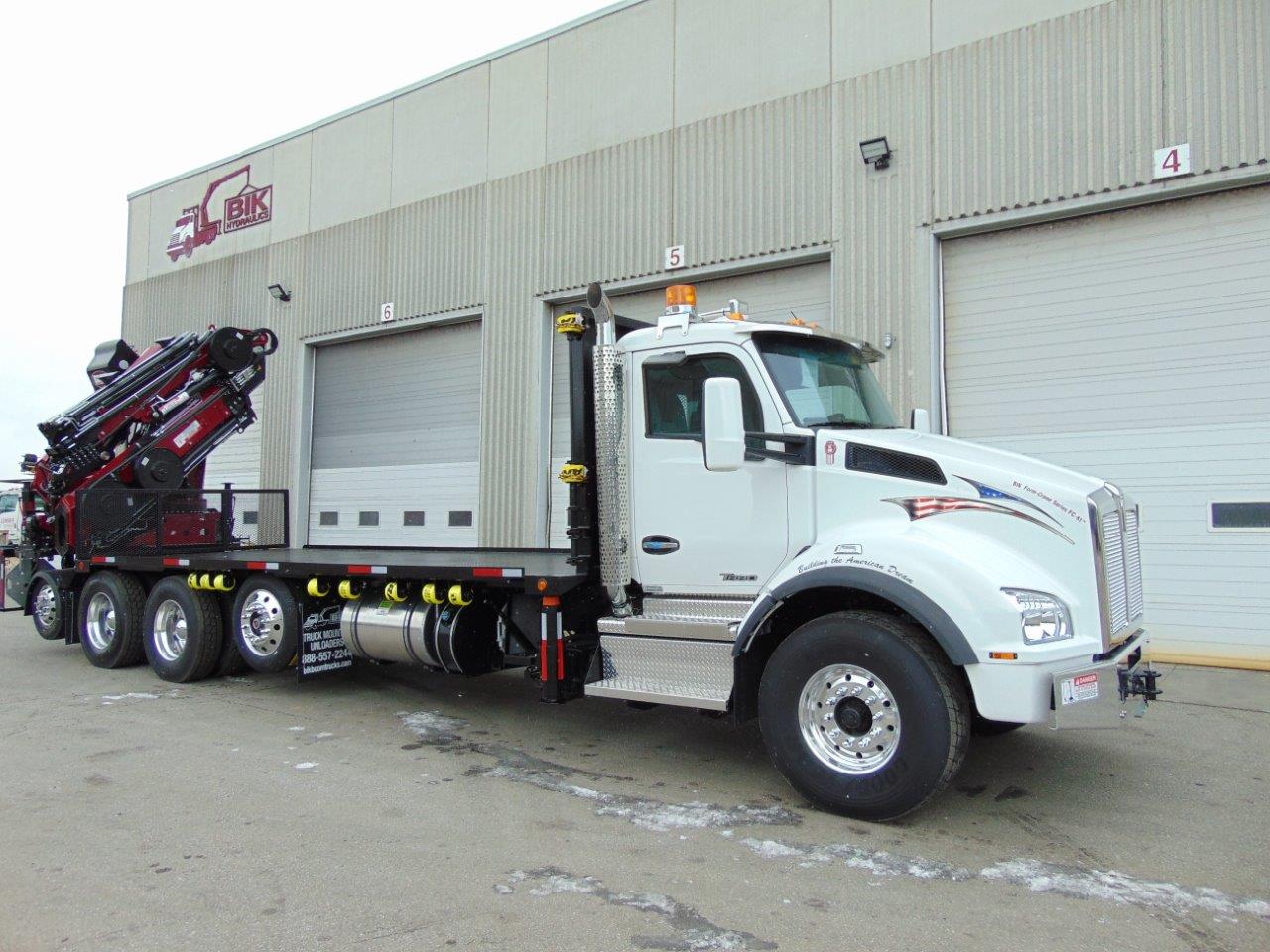 NEW BIK SERIES FC-81 ON NEW KENWORTH T880 5-AXLE