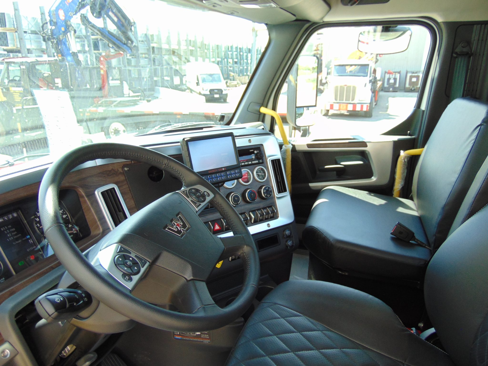 NEW Bik Tree Care Series TC-170 New Western Star W Mecanil SG-280 Saw - Image 6