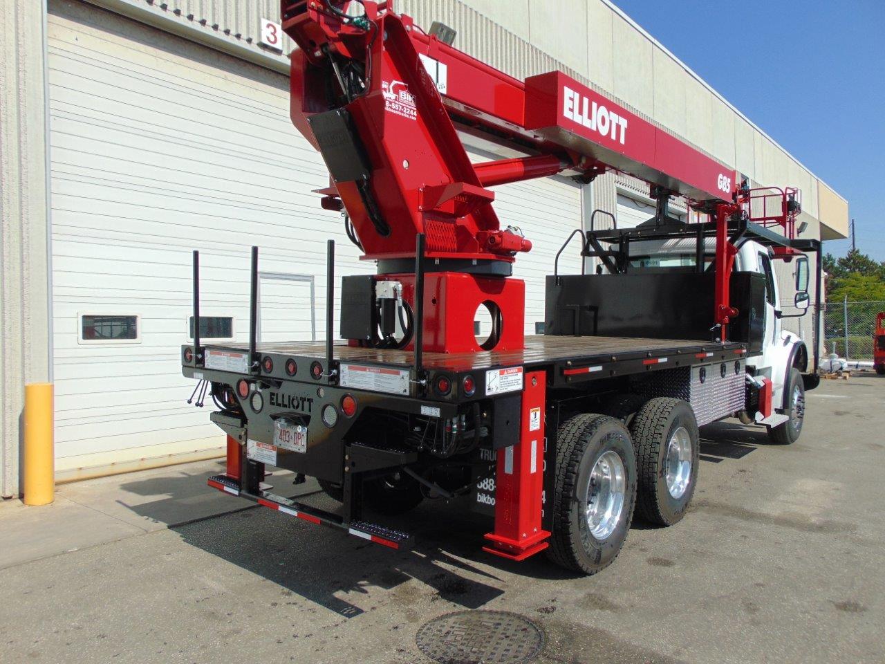 NEW ELLIOTT HiREACH G85 ON NEW FREIGHTLINER M2-106 3-AXLE - Image 4