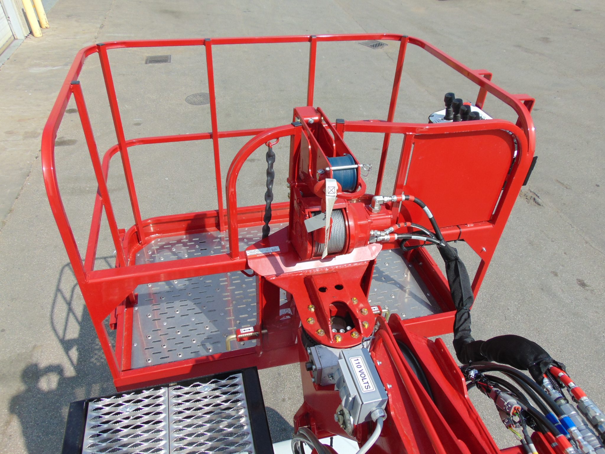 NEW ELLIOTT HiREACH L65 ON NEW FREIGHTLINER M2-106 - Image 6