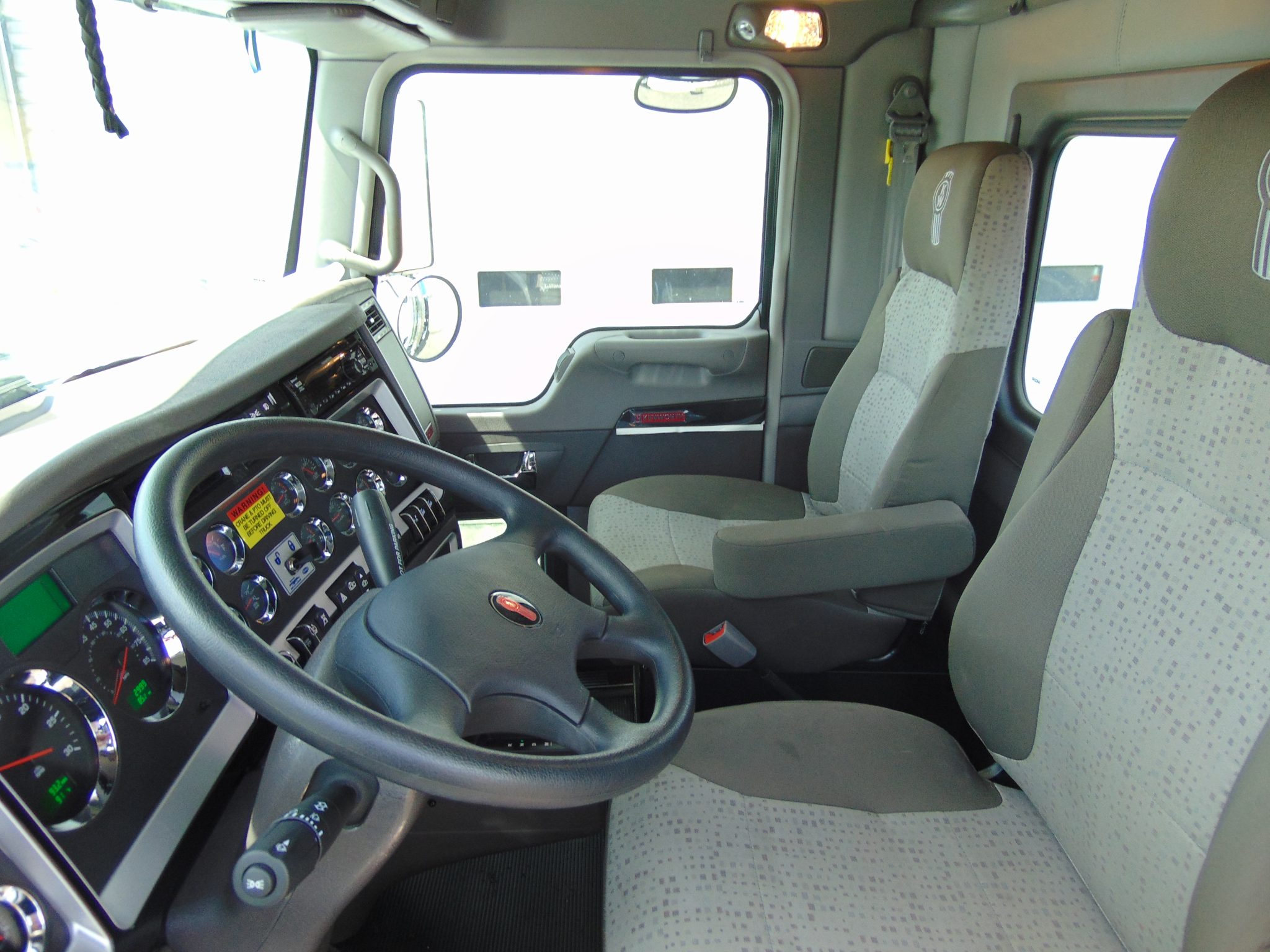 NEW PM 100026 KNUCKLE BOOM ON NEW KENWORTH T880 - Image 5