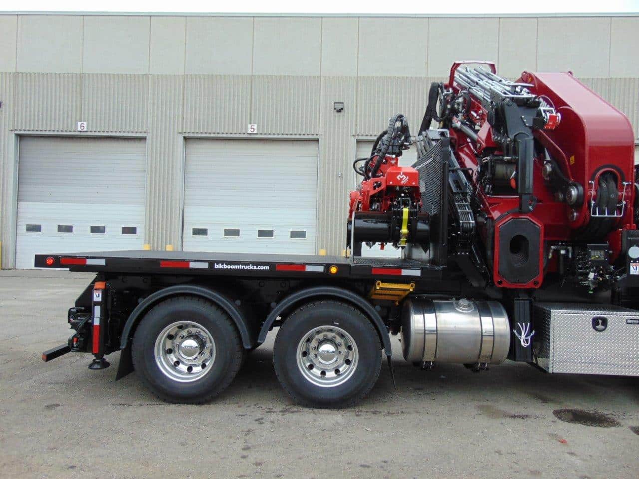 NEW Bik Tree Care Series TC-124 XL On New Western Star 4800 - Image 4