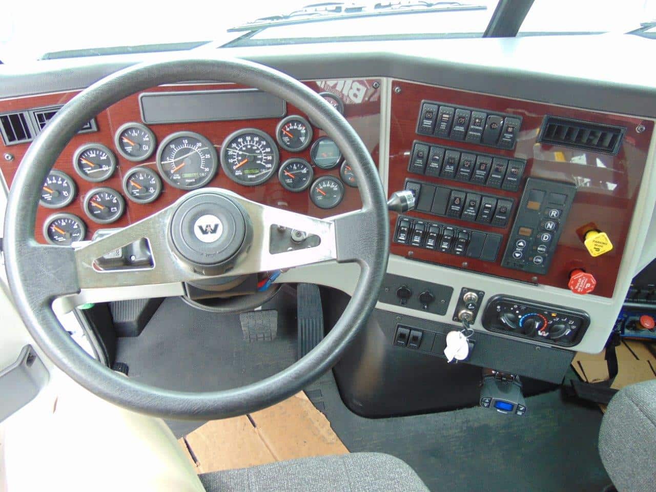 NEW Bik Tree Care Series TC-124 XL On New Western Star 4800 - Image 8