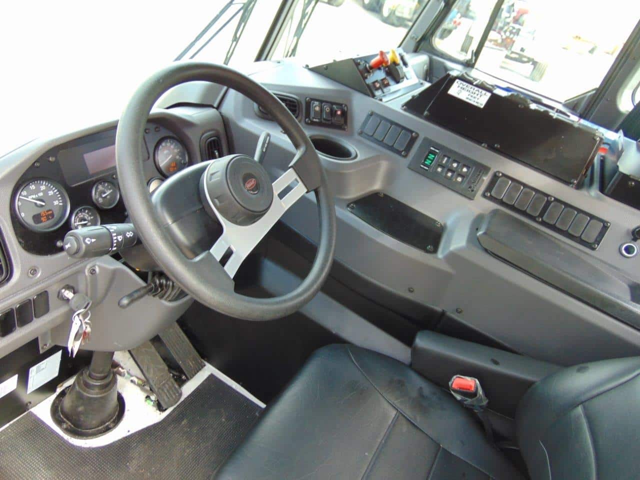 NEW BIK TREE-CARE SERIES TC-98/104 ON NEW PETERBILT 520 - Image 7