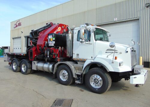 NEW PM 150 + JIB ON NEW WESTERN STAR 4800 & 15′ REMOVABLE DECK