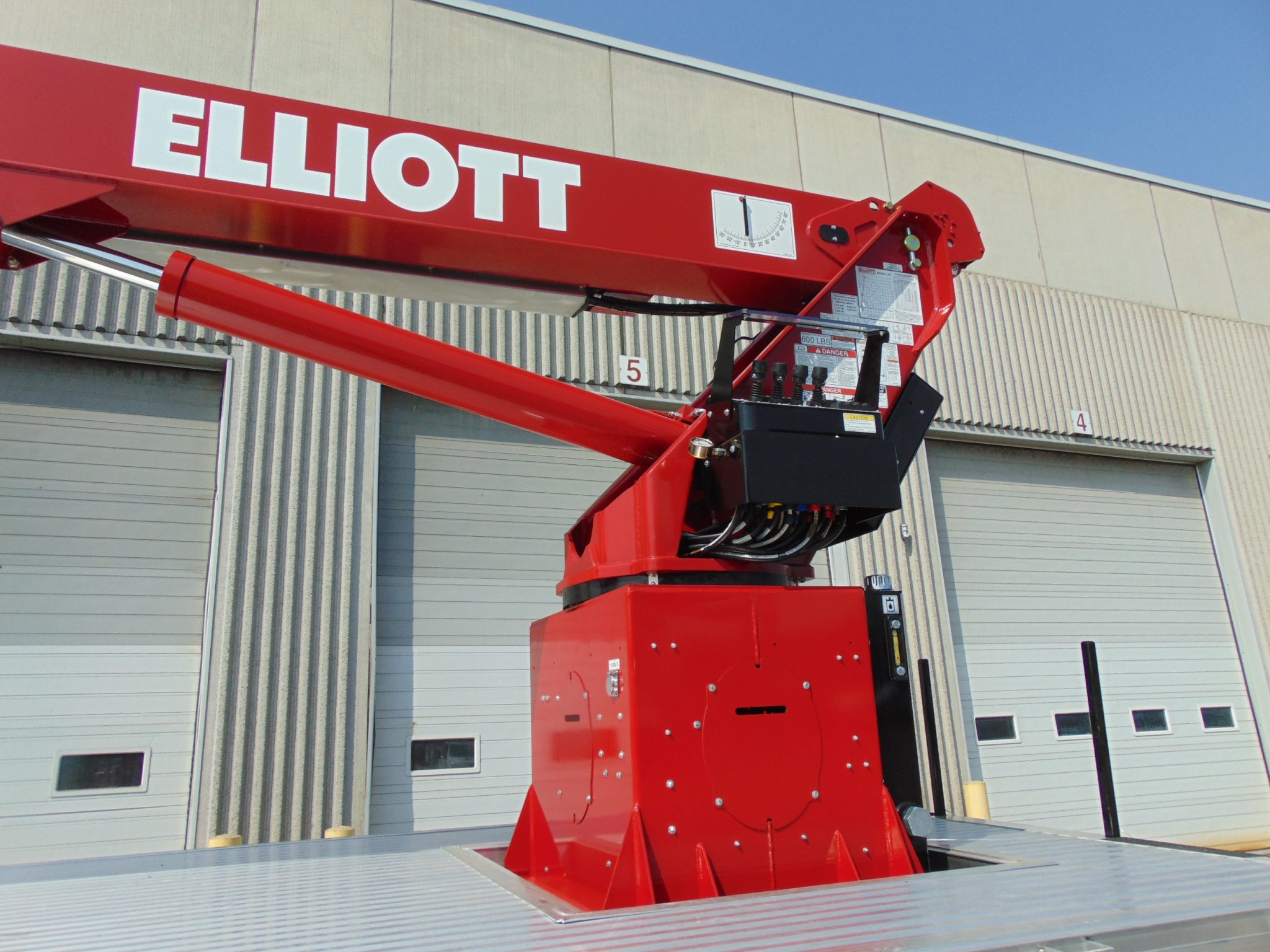 NEW ELLIOTT HiREACH L65 ON NEW FREIGHTLINER M2-106 - Image 3