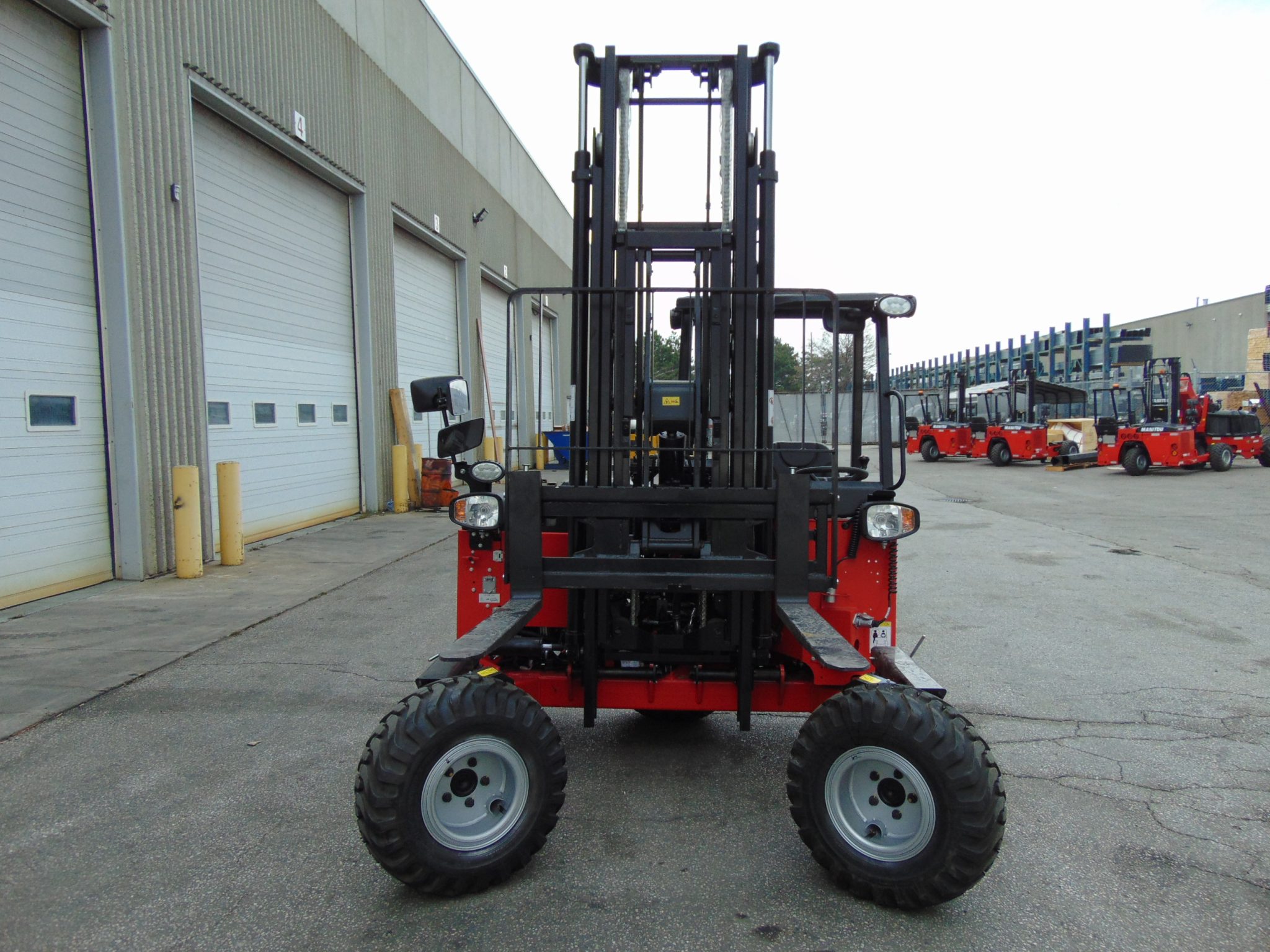 A NEW MANITOU TMM 45HT-4W TRUCK MOUNTED FORKLIFT - Image 3