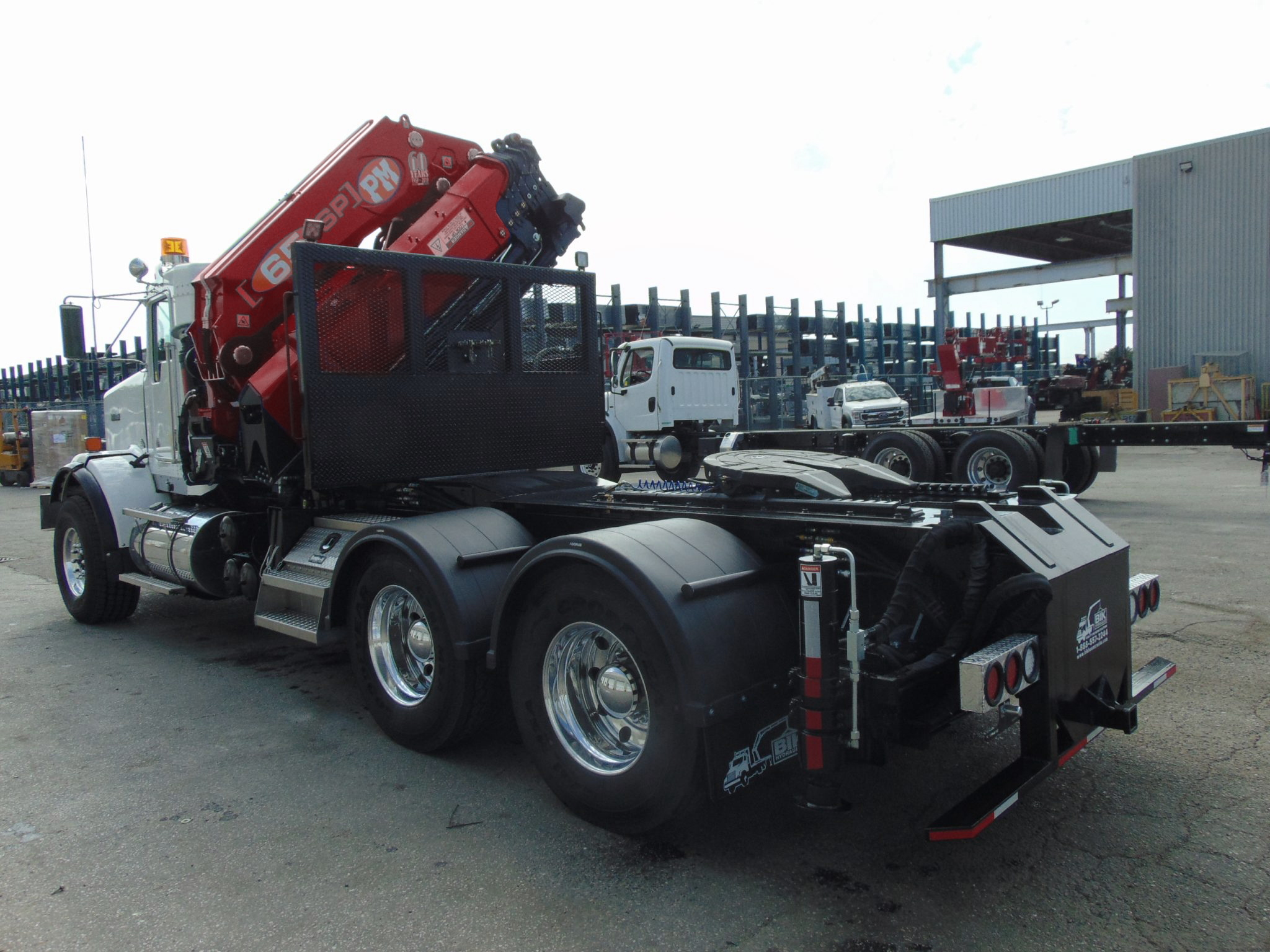 NEW PM 65 KNUCKLE BOOM ON NEW KENWORTH T800 - Image 5