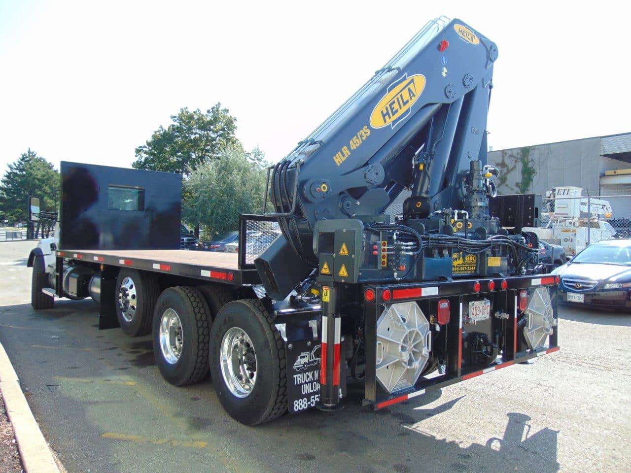 NEW HEILA HLR 45000 KNUCKLE BOOM ON NEW KENWORTH T880 - Image 4