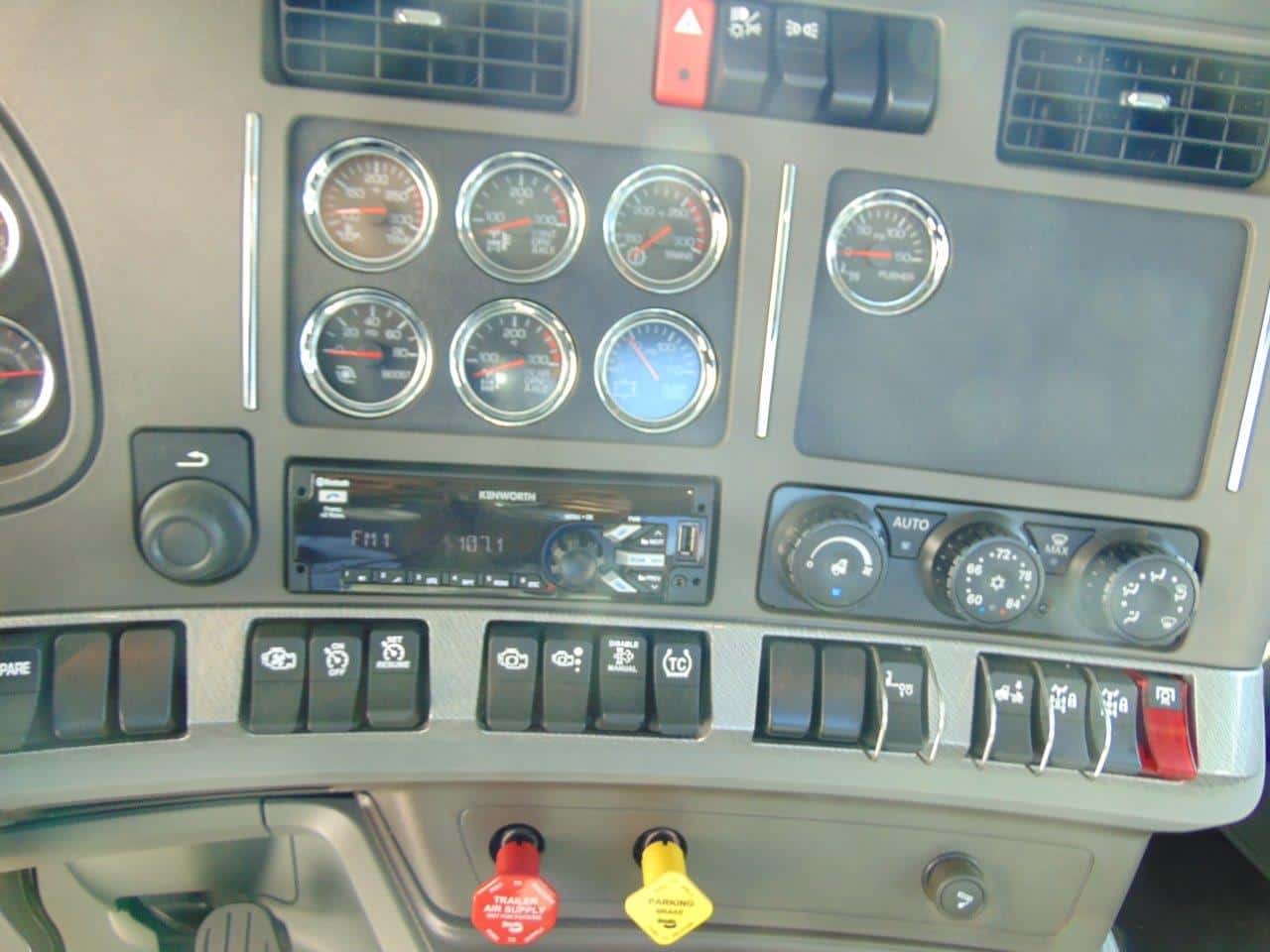 NEW HEILA HLR 45000 KNUCKLE BOOM ON NEW KENWORTH T880 - Image 6