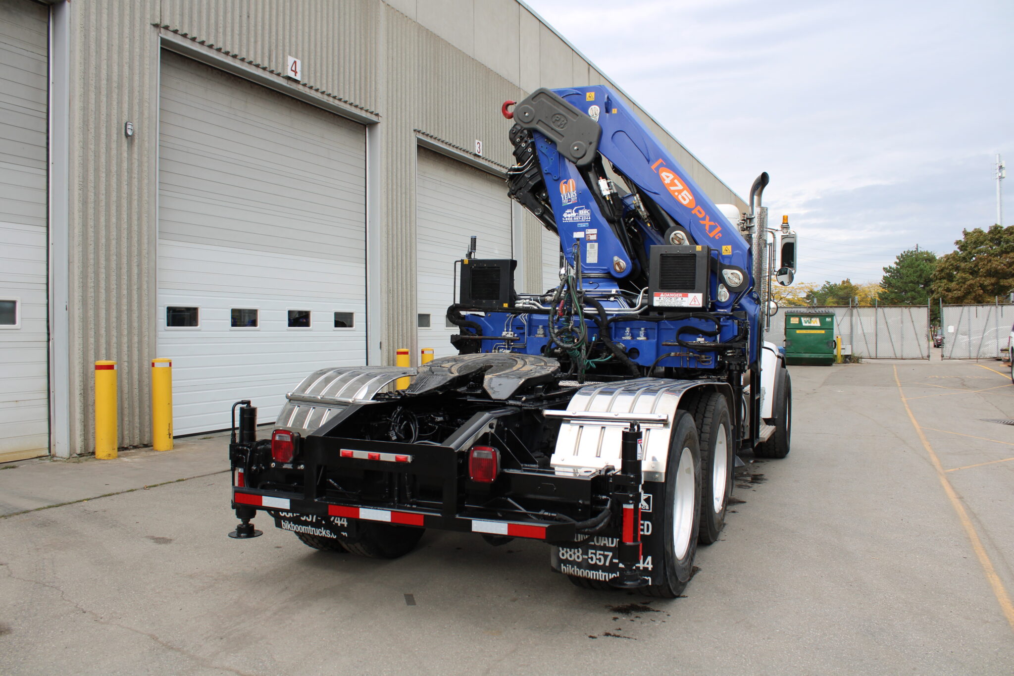 USED 2020 PETERBILT 365 TRACTOR WITH PM 47.5 PX - Image 15