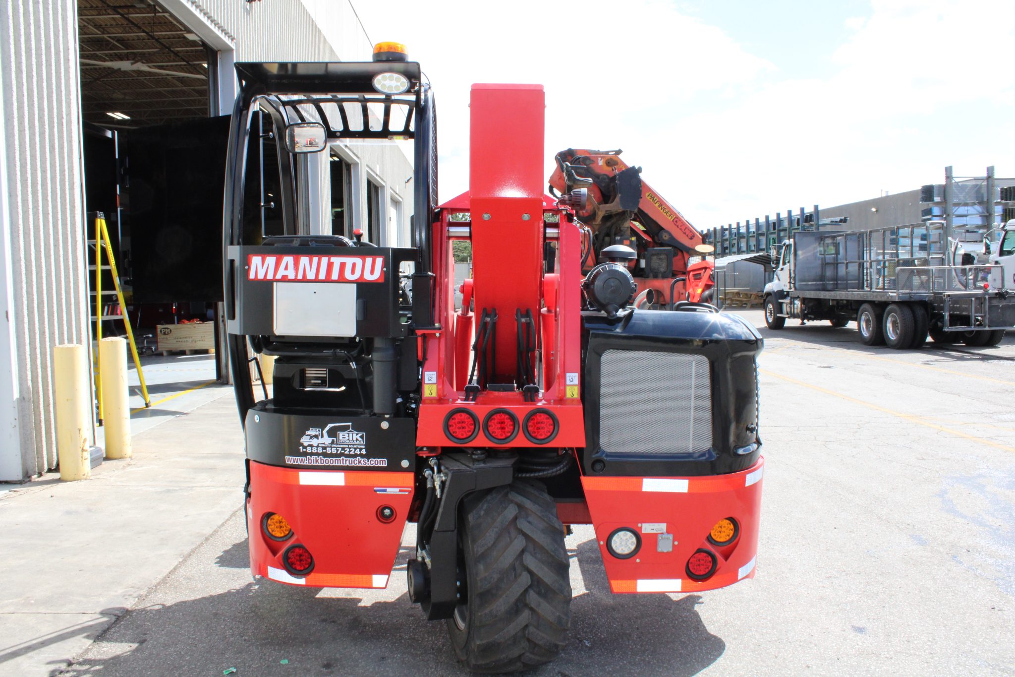 NEW MANITOU TMT 55HT-4W TRUCK MOUNTED FORKLIFT - Image 2