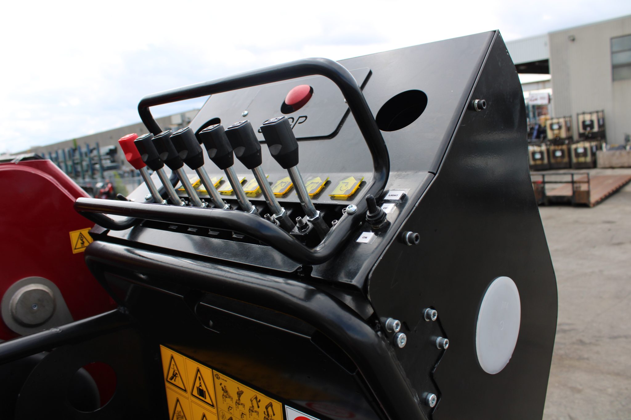 NEW BIK SERIES FC- 76 FORMING CRANE ON NEW WESTERN STAR - Image 7