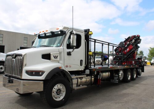 NEW BIK SERIES FC- 76 FORMING CRANE ON NEW WESTERN STAR