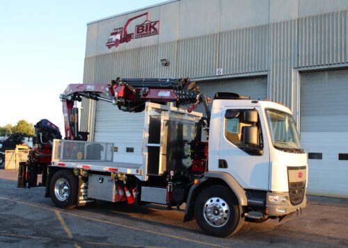 NEW BIK TREE-CARE SERIES TC-70/78 ON NEW PETERBILT 220