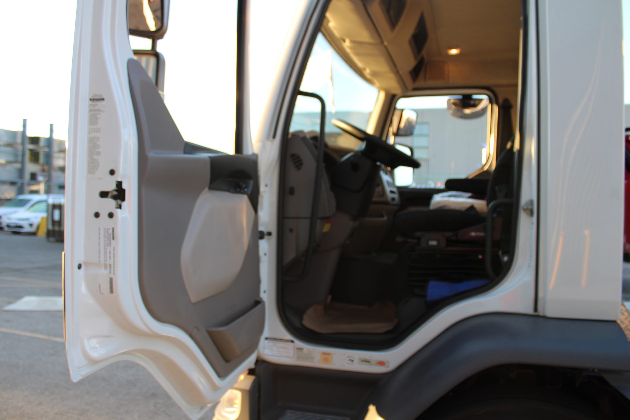 NEW BIK TREE-CARE SERIES TC-70/78 ON NEW PETERBILT 220 - Image 11