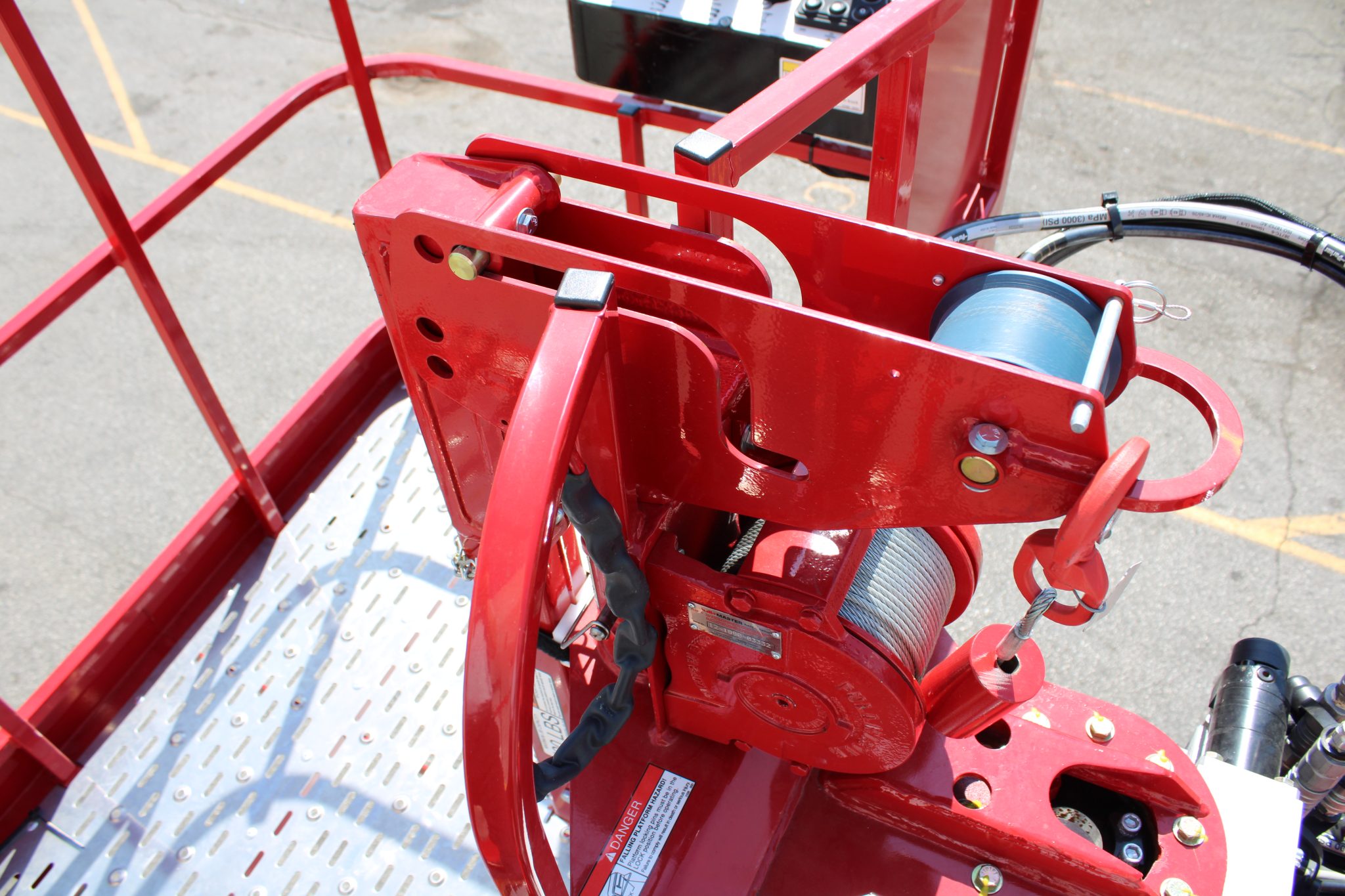 NEW ELLIOTT HiREACH L50 ON NEW International with 13’ ALUM BED - Image 11