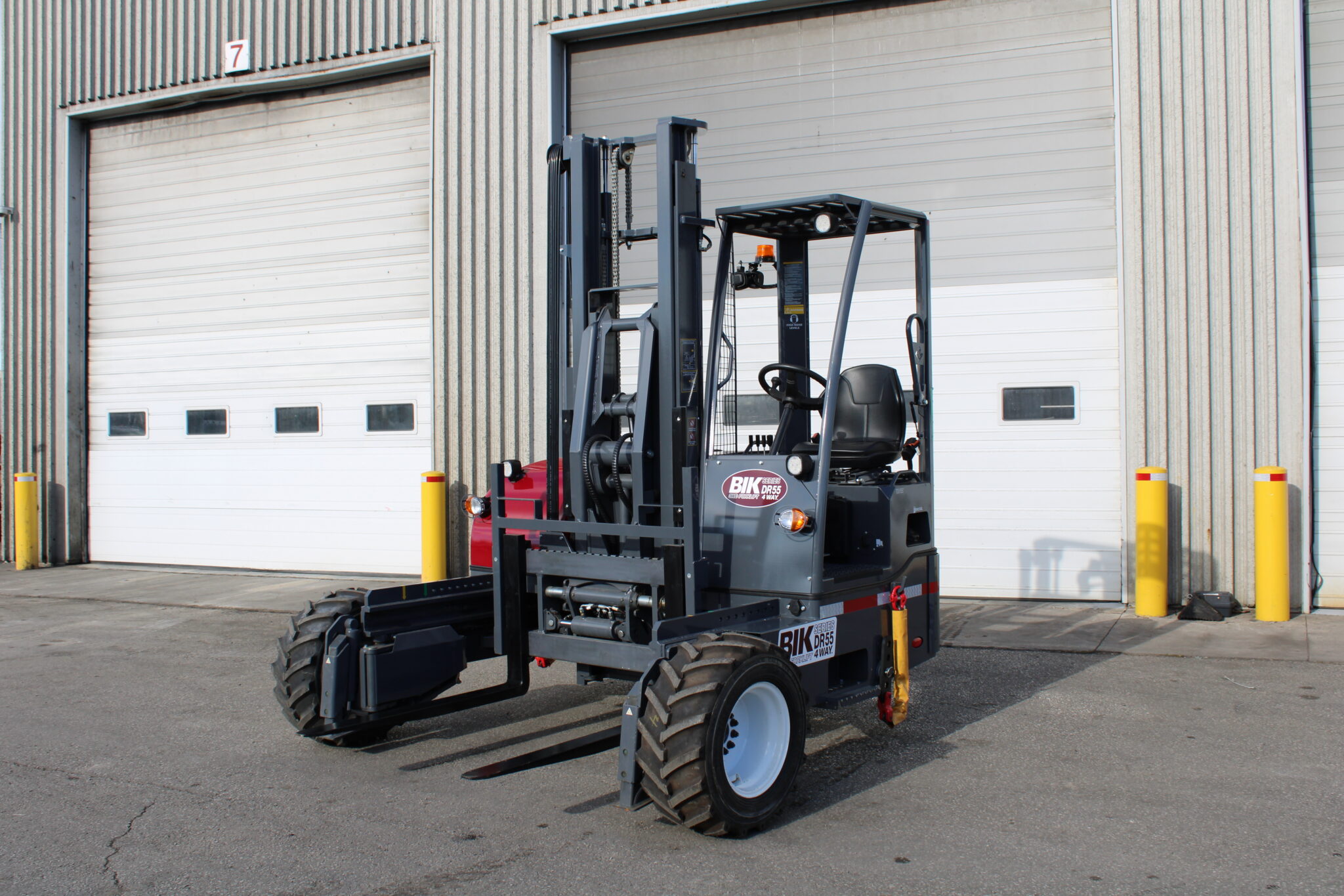 NEW BIK 3WD FORKLIFT SERIES DR-55 4 TRUCK MOUNTED FORKLIFT - Image 15