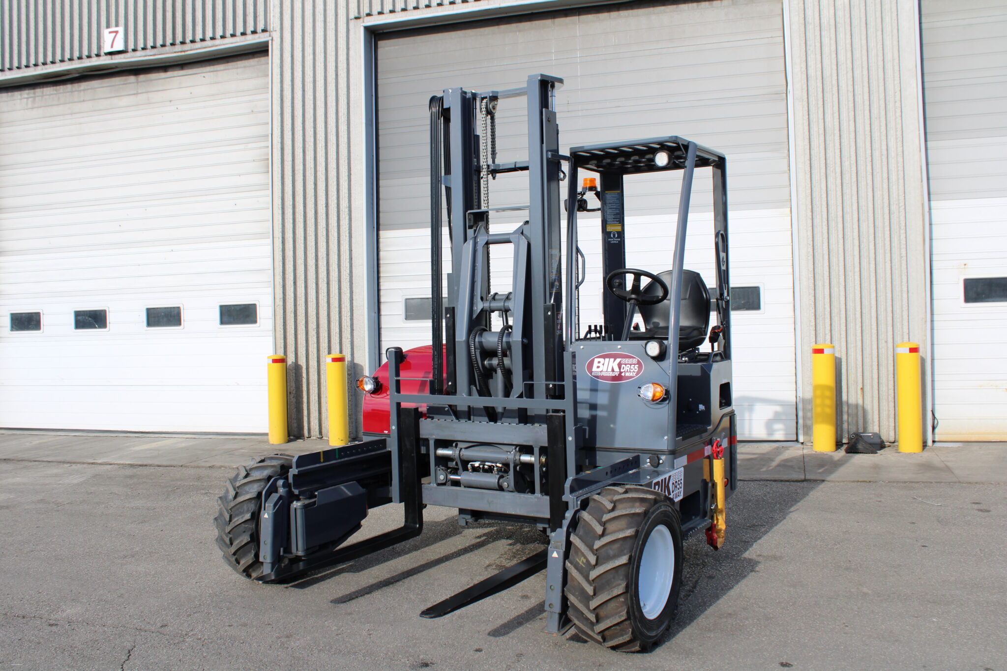NEW BIK 3WD FORKLIFT SERIES DR-55 4 TRUCK MOUNTED FORKLIFT - Image 14