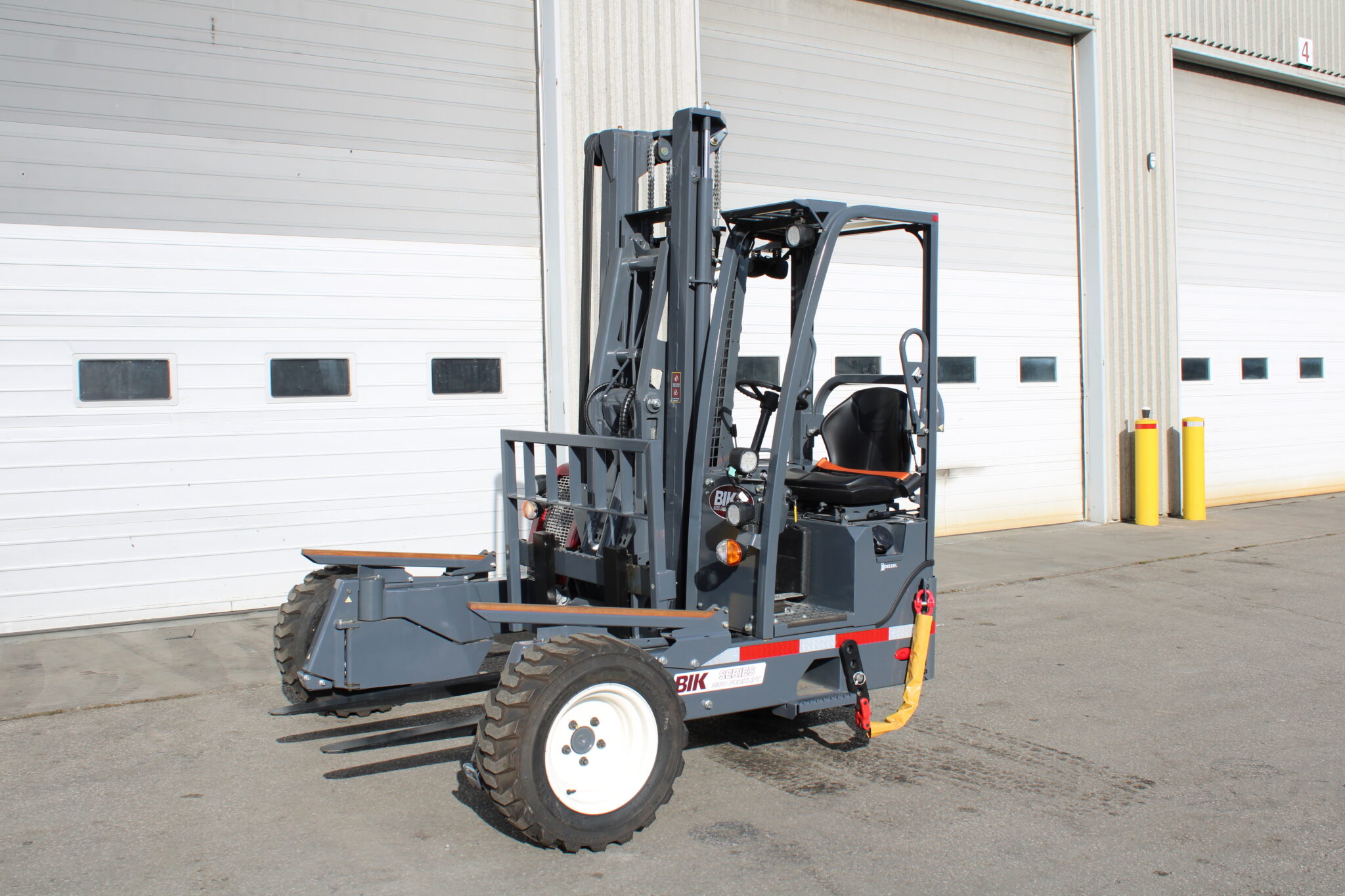 NEW BIK 3WD FORKLIFT SERIES SR-55 TRUCK MOUNTED FORKLIFT - Image 11