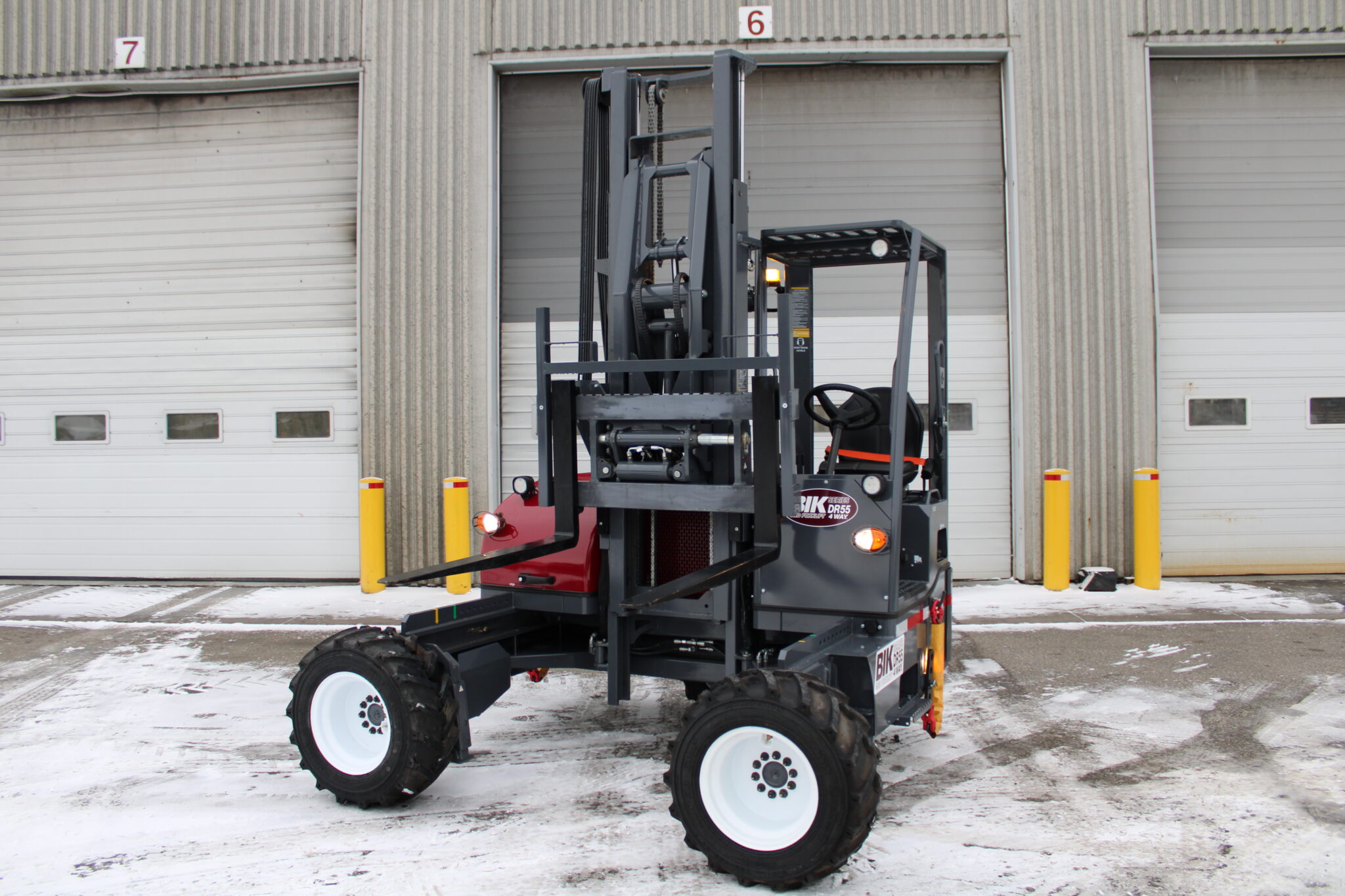 NEW BIK 3WD FORKLIFT SERIES DR-55 4 TRUCK MOUNTED FORKLIFT - Image 4