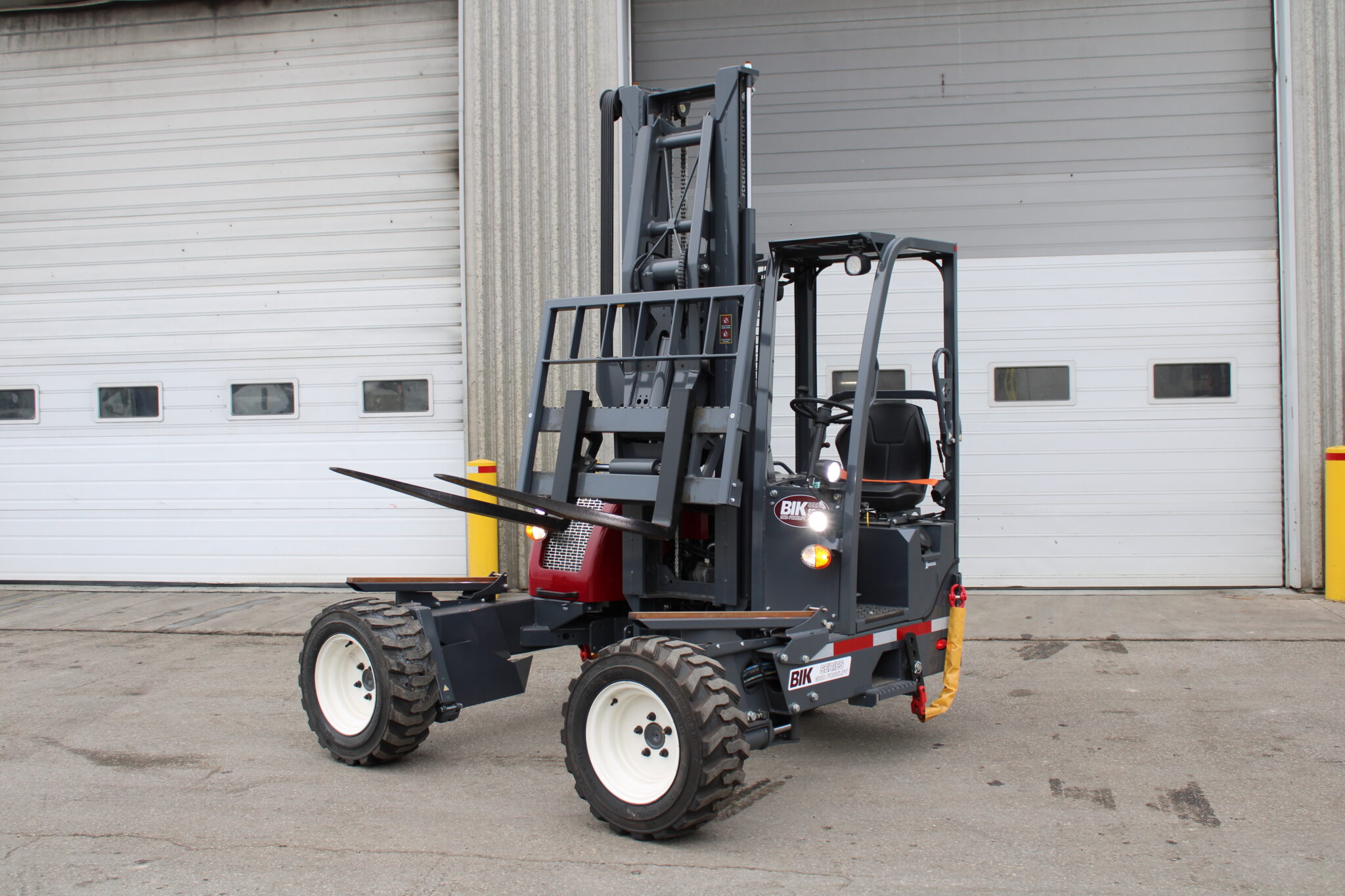 NEW BIK 3WD FORKLIFT SERIES SR-55 TRUCK MOUNTED FORKLIFT - Image 14