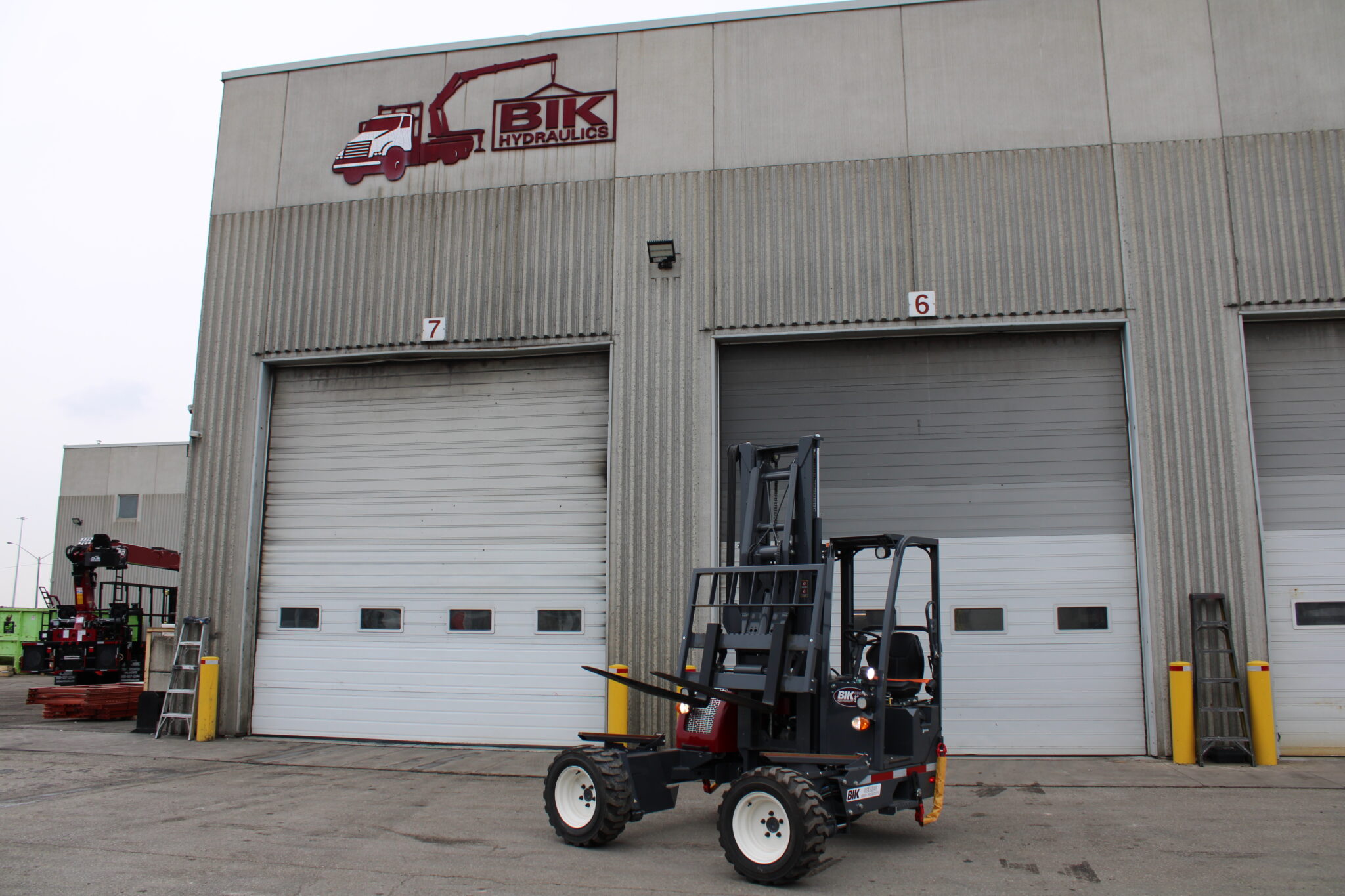 NEW BIK 3WD FORKLIFT SERIES SR-55 TRUCK MOUNTED FORKLIFT - Image 19