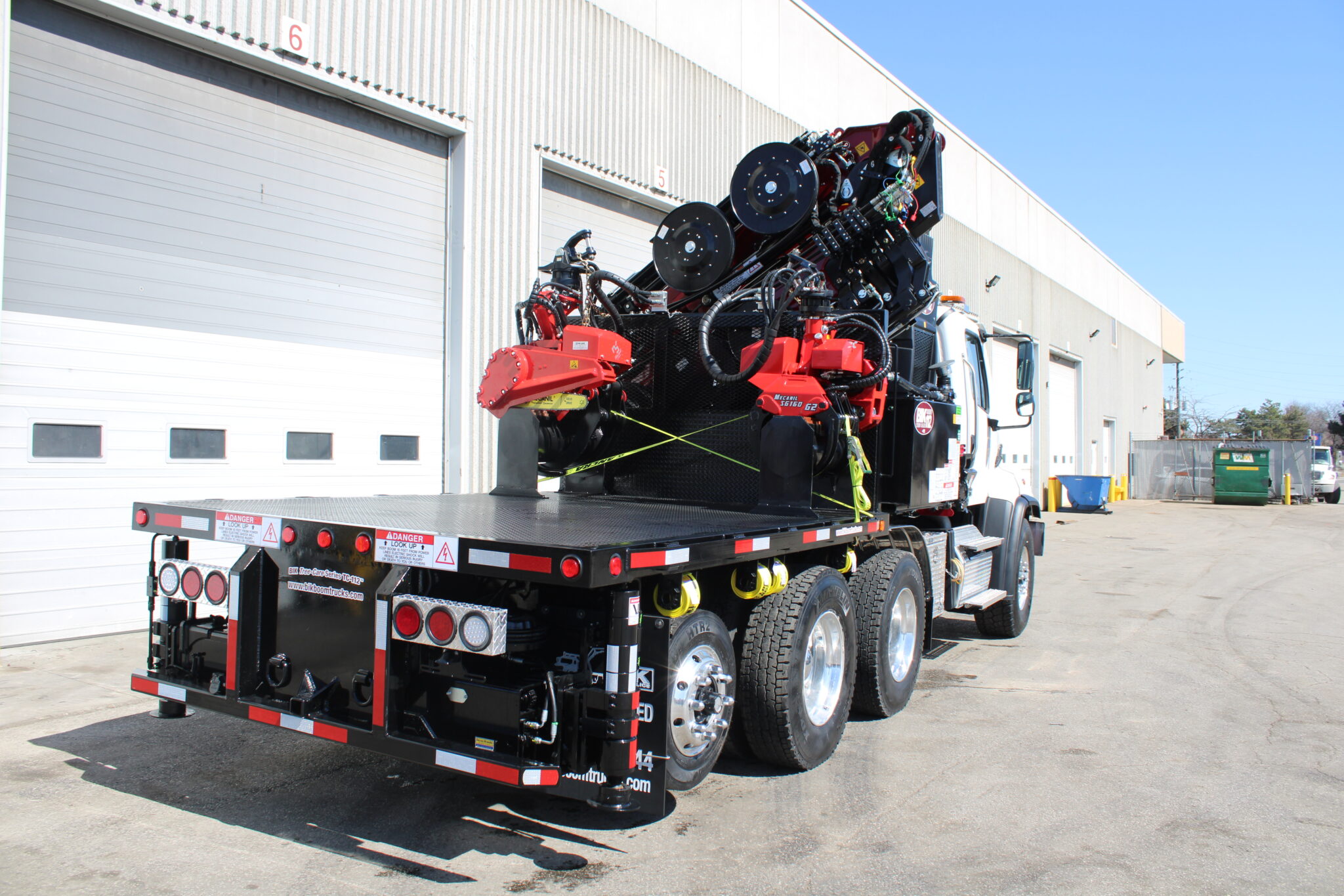 NEW BIK TREE CARE SERIES TC-106/112 ON NEW FREIGHTLINER 114SD - Image 4