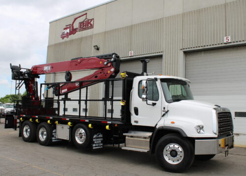 NEW BIK SERIES FC-70 FORMING CRANE ON NEW FREIGHTLINER 114SD 4-AXLE
