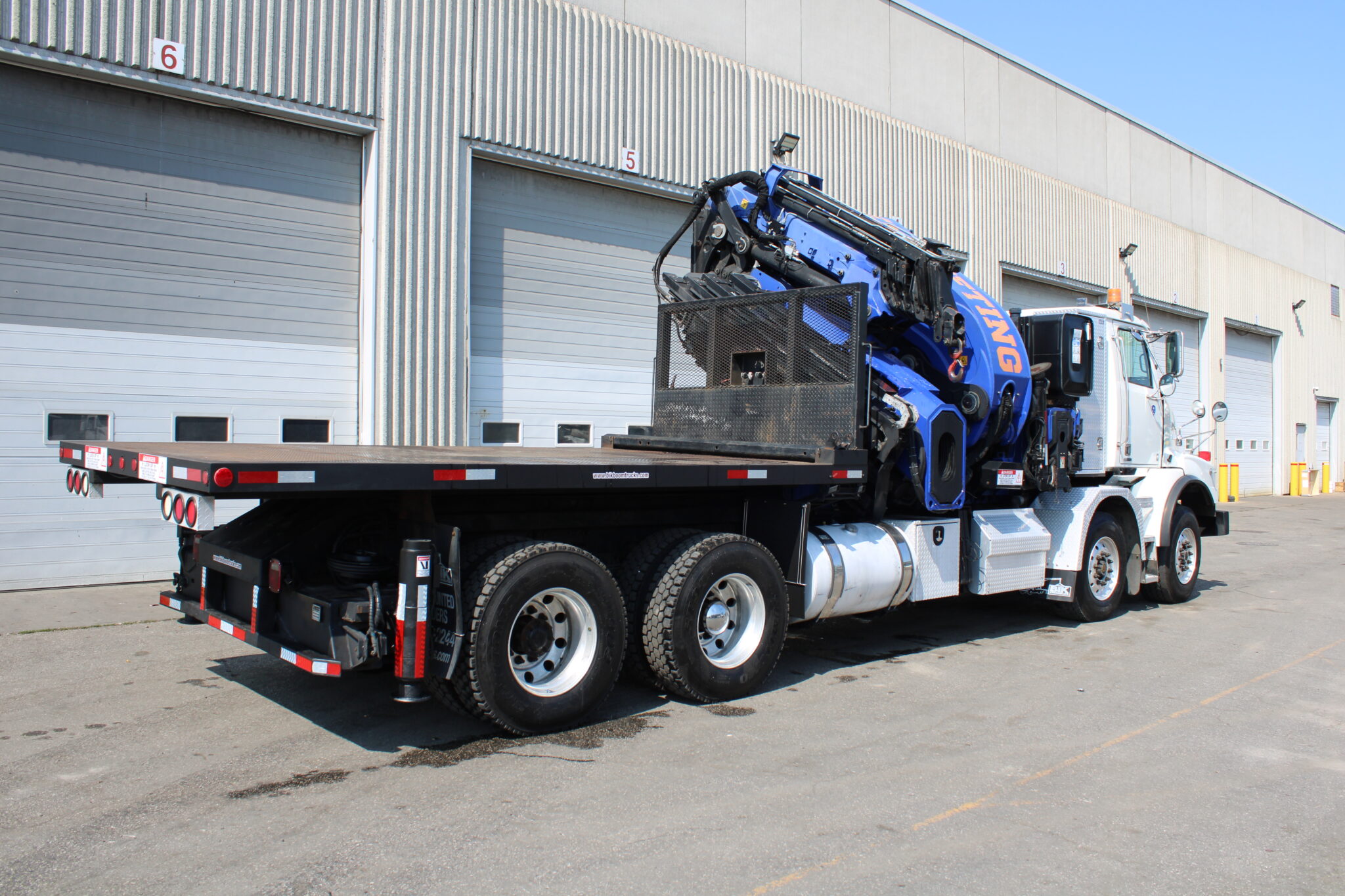 USED 2016 WESTERN STAR 4-AXLE WITH PM 150 w/JIB - Image 9