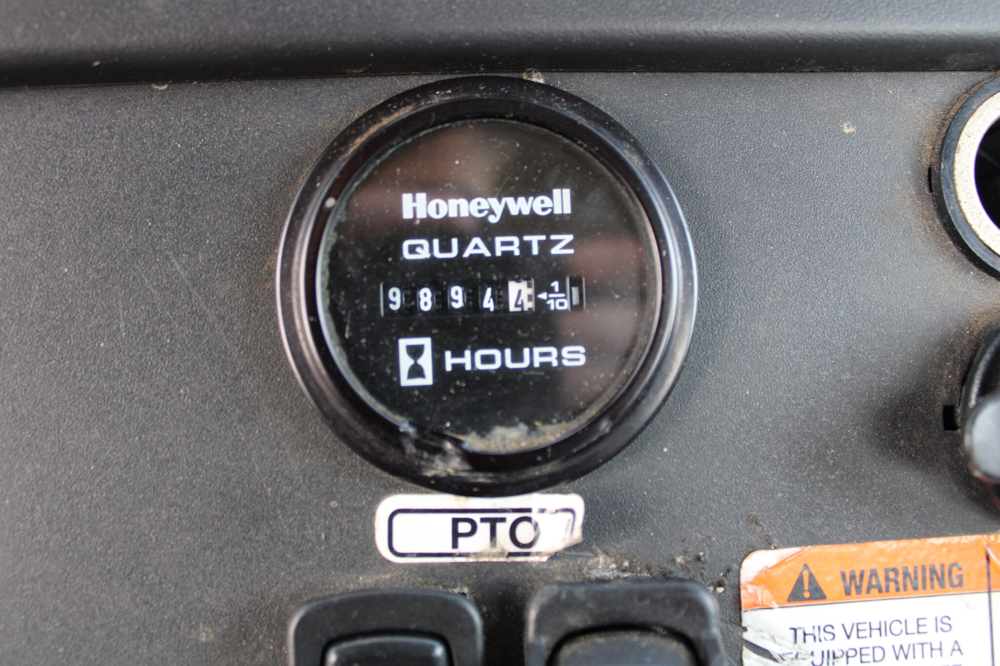 Used Elliott L60 On Used 2013 Freightliner M2-106 - Image 9