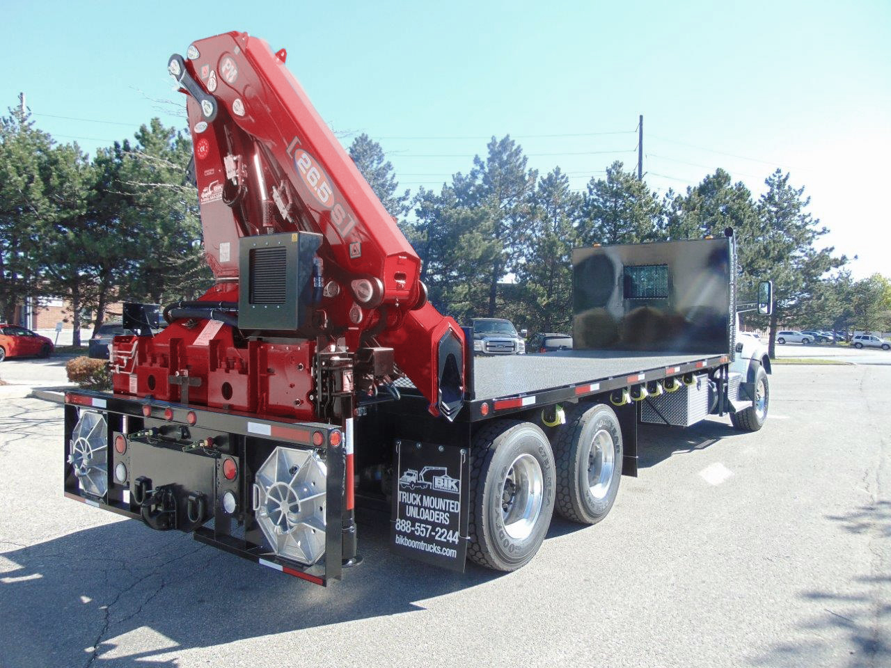 NEW PM 26523 KNUCKLE BOOM ON KENWORTH T880 - Image 3