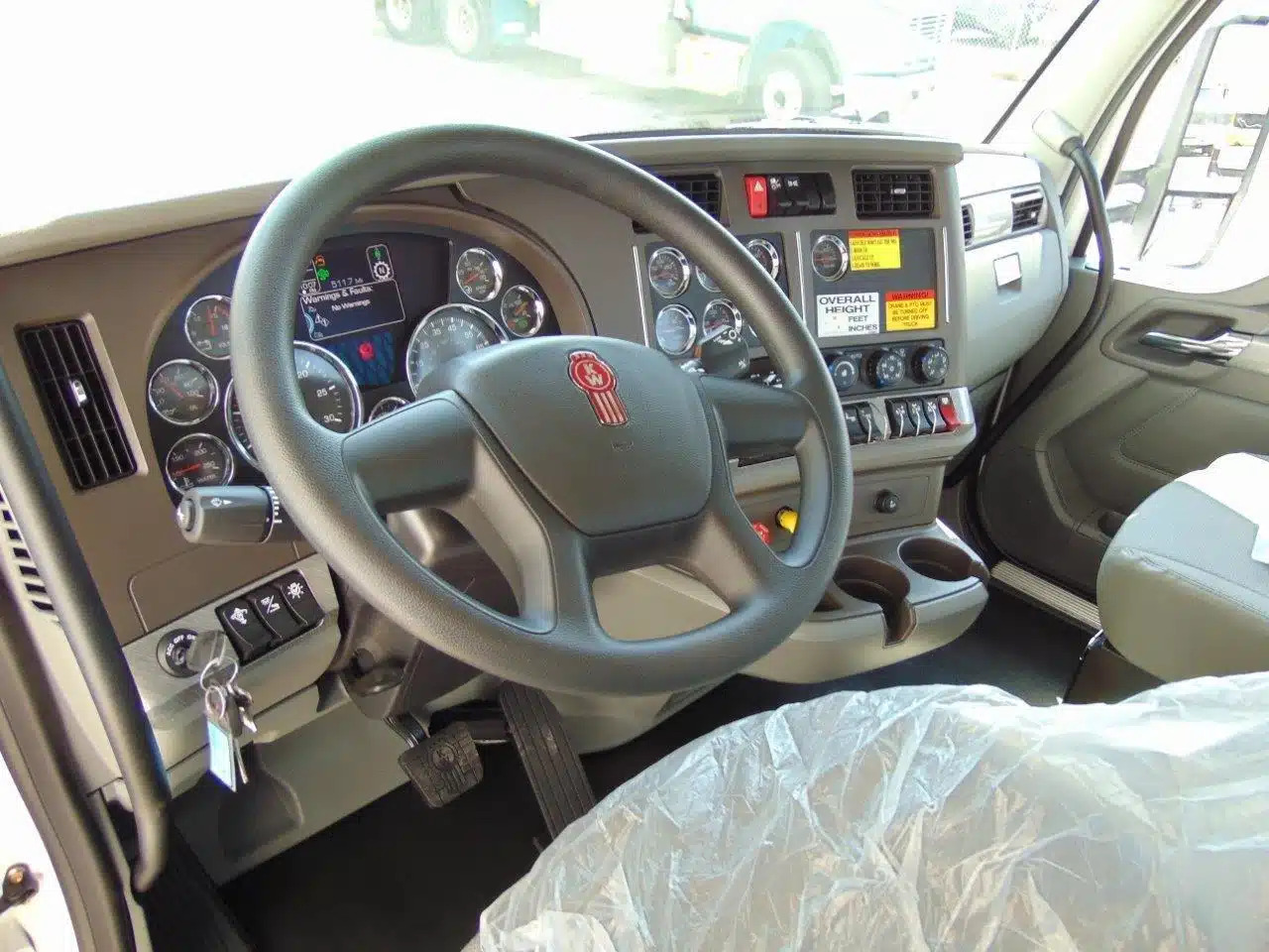 NEW PM 47529 (NON-JIB) 74’ SIDE REACH – NEW KENWORTH T880 5-AXLE - Image 7