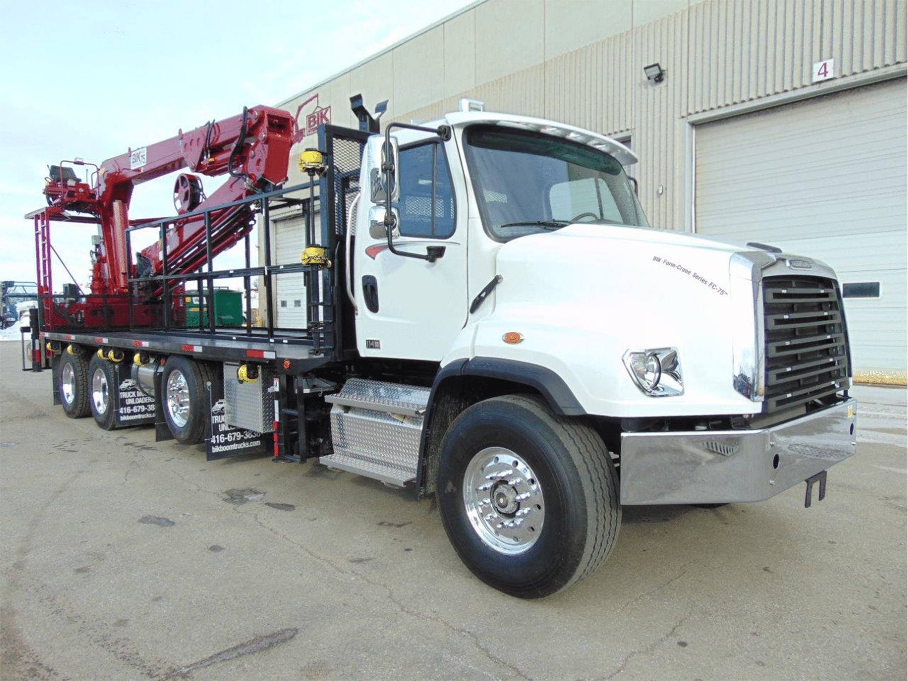 NEW BIK SERIES FC-75 ON NEW FREIGHTLINER 114SD