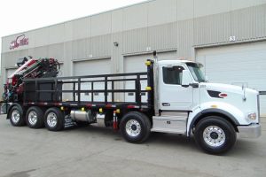 NEW BIK SERIES FC-92 ON NEW PETERBILT 567 5-AXLE