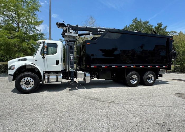 NEW BIK DEBRIS CRANE SERIES DC-910E ON NEW FREIGHTLINER M2-106 3-AXLE