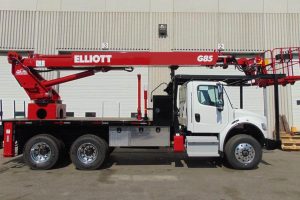 NEW ELLIOTT HiREACH G85 ON NEW FREIGHTLINER M2-106 3-AXLE