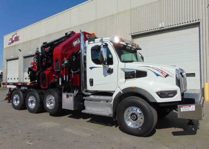 Bik Tree Care Series TC-126 On New Western Star 49x