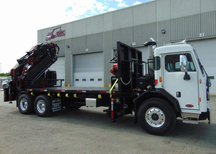 NEW BIK TREE-CARE SERIES TC-98/104 ON NEW PETERBILT 520