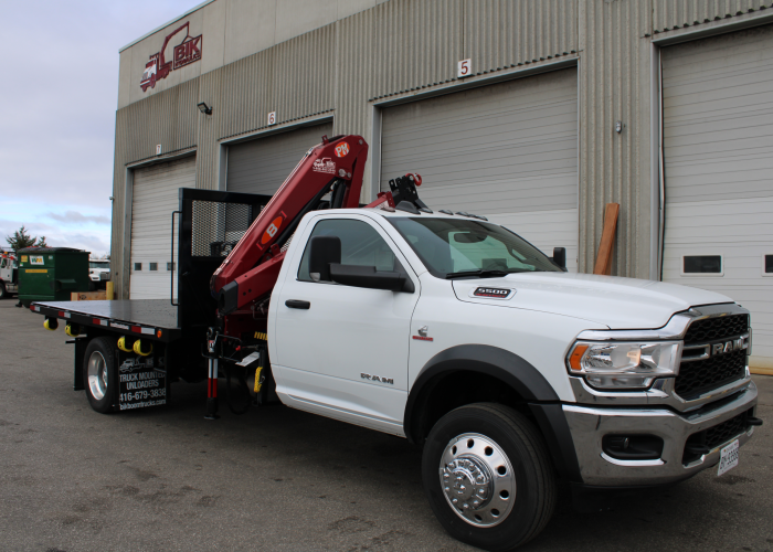 NEW PM 8023 KNUCKLE BOOM ON DODGE 5500 SINGLE AXLE CHASSIS